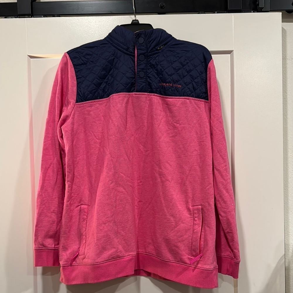 Vineyard Vines Pink and Navy Quilted Sweater Size Large